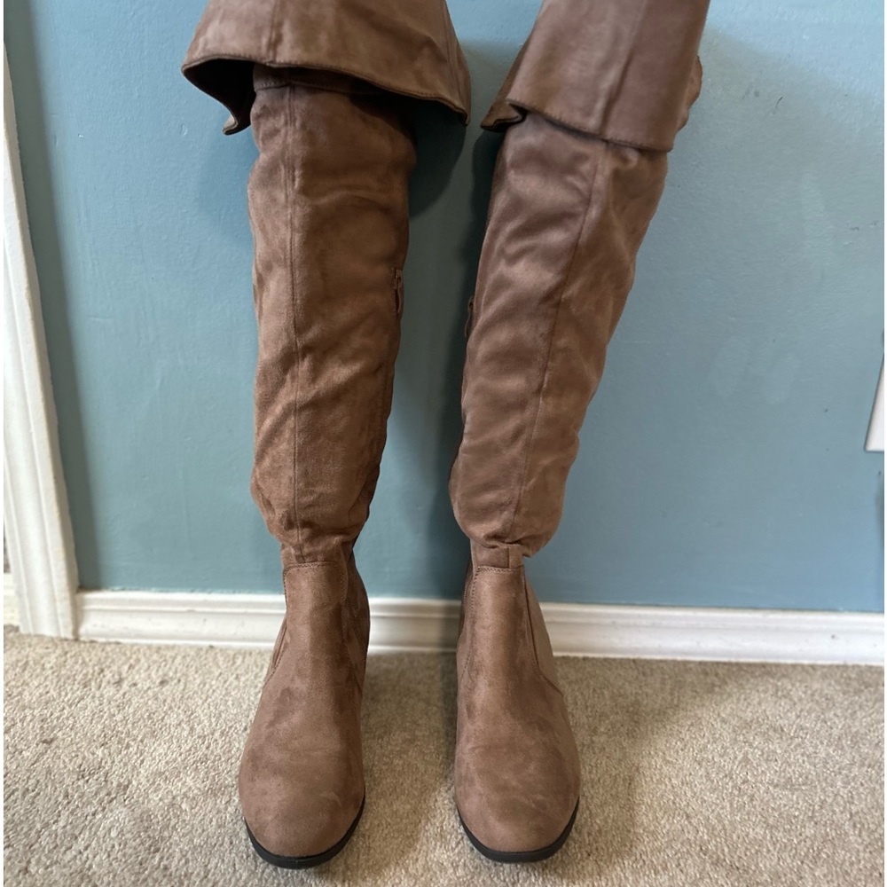 Over the knee boots - wore once for Fall pictures